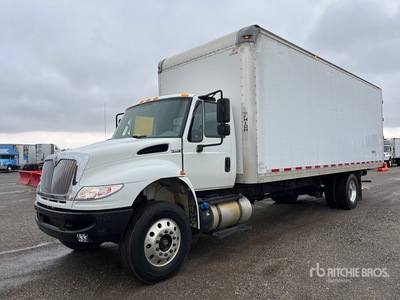 2017 International 4300 4x2 Van Truck