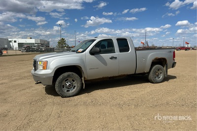 2011 GMC Sierra 2500HD 4x4 Extended Cab ピックアップ