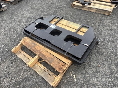 Kit Containers QT-45-FF-42 45 in. Skid Steer Fork Frame V2 W/42 in. Skid Steer Forks (Unused)