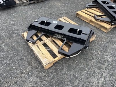 Kit Containers QT-45-FF-42 45 in. Skid Steer Fork Frame V2 W/42 in. Skid Steer Forks (Unused)