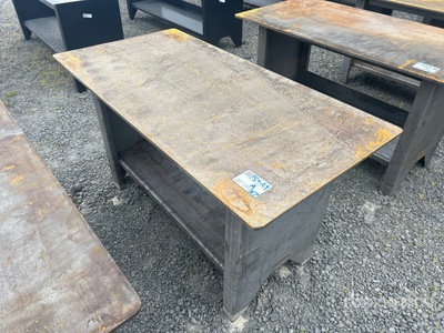 Kit Containers 4 ft 9 in 29 in x 57 in Workbench (Unused)