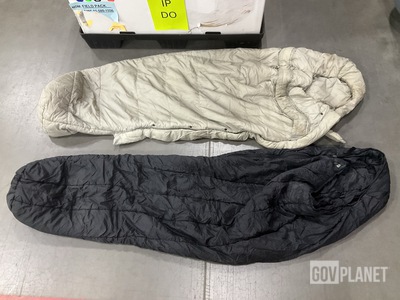 (24) Sleeping Bags