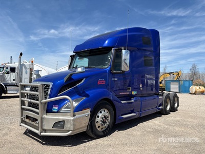 2019 Volvo VNL 6x4 T/A Sleeper Truck Tractor