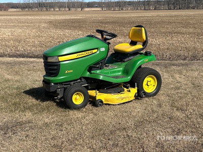 John Deere X324 Ride-On Lawn Mower