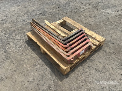 Quantity of (6) 42 in Fork Attachment