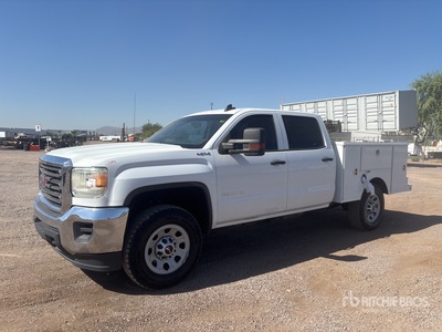 2016 GMC Sierra 2500HD 4x4 Crew Cab Utility Truck