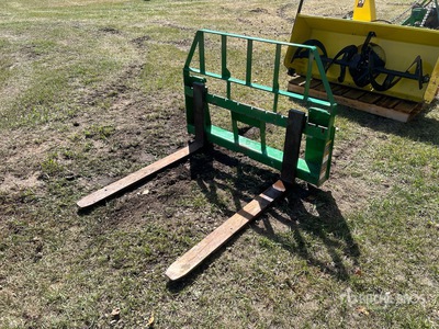 Frontier 48 in Pallet Forks