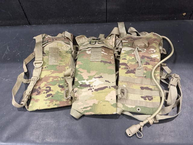 (52) Hydration System Carriers