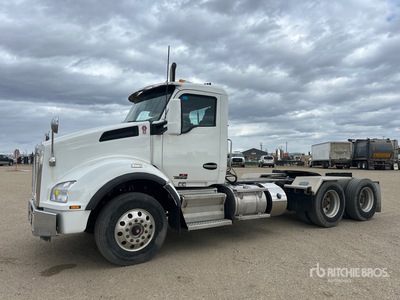 2020 Kenworth T880 6x4 Cabeza Tractora Cabina Corta