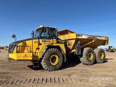 2013 Komatsu HM400-3 Knickgelenkter Muldenkipper