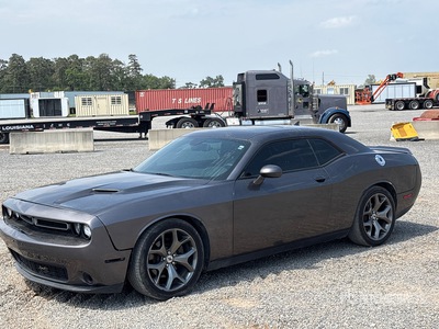 2017 Dodge Challenger Automobile