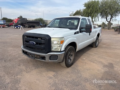 2015 Ford F-250 XL 4x2 Extended Cab Pickup