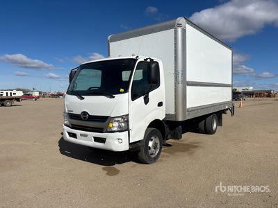 2020 Hino 195 4x2 Furgoneta caja cerrada