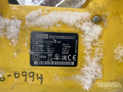 2021 Wacker Neuson M2500 Betonrüttler