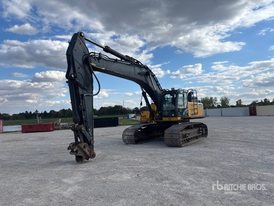 2015 John Deere 470G LC Tracked Excavator