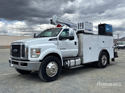 2017 Ford F-750 XL 4x2 Camion de servicios