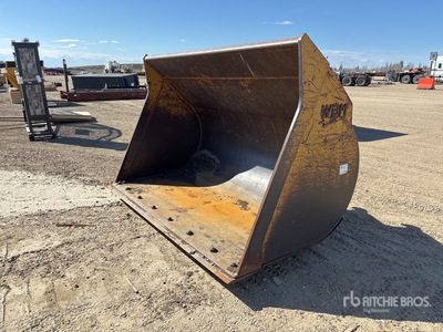 99 in Q/C General Purpose Wheel Loader Bucket - Fits Cat IT28G