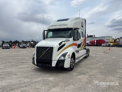 2019 Volvo VNL860 6x4 T/A Sleeper Truck Tractor