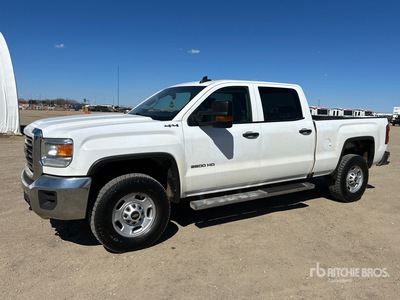 2018 GMC Sierra 2500HD 4x4 Crew Cab Pickup