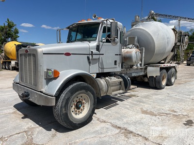 2014 PETERBILT 365 8x4 Mixer Truck