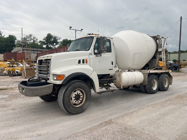 2004 Sterling L8500 6x4 Mixer Truck