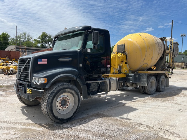 2016 Volvo VHD 8x4 Mixer Truck 2016 Volvo VHD 8x4 Mixer Truck