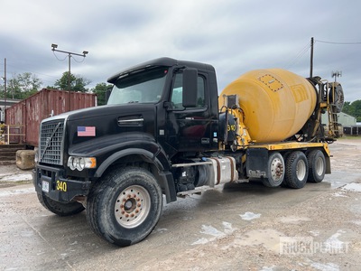 2011 VOLVO VHD 10x4 Mixer Truck