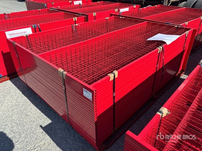 Quantity of (30) Canex 8 ft x 6 ft Powder Coated サイト フェンス (Unused)