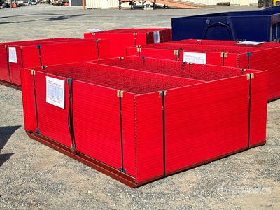 Quantity of (30) Canex 8 ft x 6 ft Powder Coated サイト フェンス (Unused)