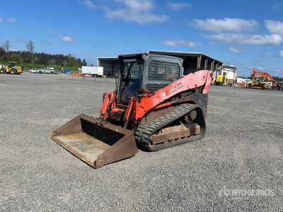 Kubota SVL90 Compact Track Loader