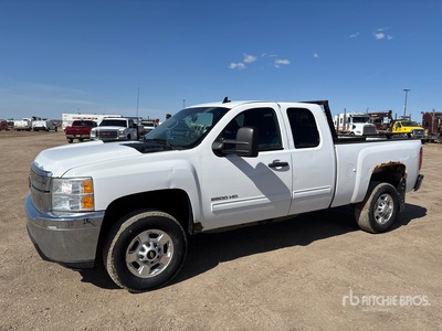 2013 Chevrolet 2500HD 4x4 Extended Cab بيك اب