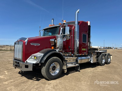 2008 Kenworth T800 6x4 Sleeper Winch Truck