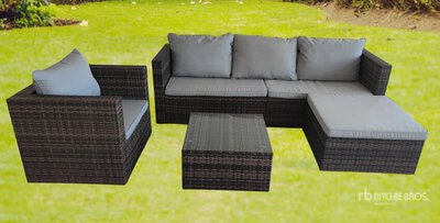 5 Piece L-Shaped Sectional & Table Patio Furniture Set (Unused)