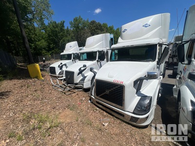 2017 Volvo VNL CNG 4x2 S/A Day Cab Truck Tractor