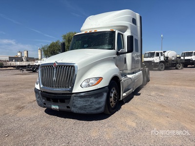 2023 International LT625 6x4 T/A Sleeper Truck Tractor
