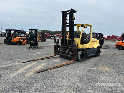 2014 Hyster H155FT 13500 lb Pneumatic Tire رافعة شوكية