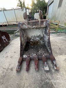 Entek Excavator Bucket