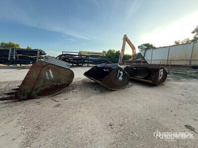 Quantity of (3) Excavator Bucket - Fits Gradall 4200