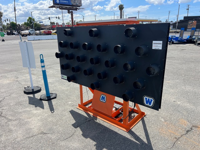 2021 Wanco WS1SB8-LSAC Solar Arrow Board