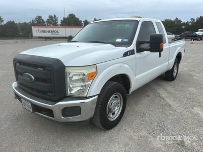2016 Ford F-250 XL 4x2 Extended Cab Pickup