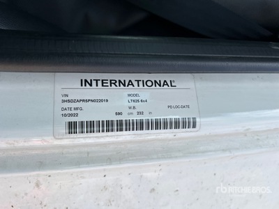 2023 International LT625 6x4 Ciągnik siodłowy T/A z kabiną sypialną