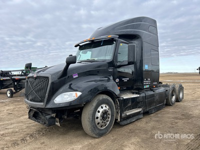 2023 International LT625 6x4 Ciągnik siodłowy T/A z kabiną sypialną