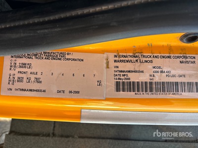 2009 International 4300 4x2 Attenuator Truck