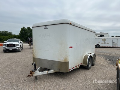 2015 CM Trailer 14 ft T/A Enclosed Trailer