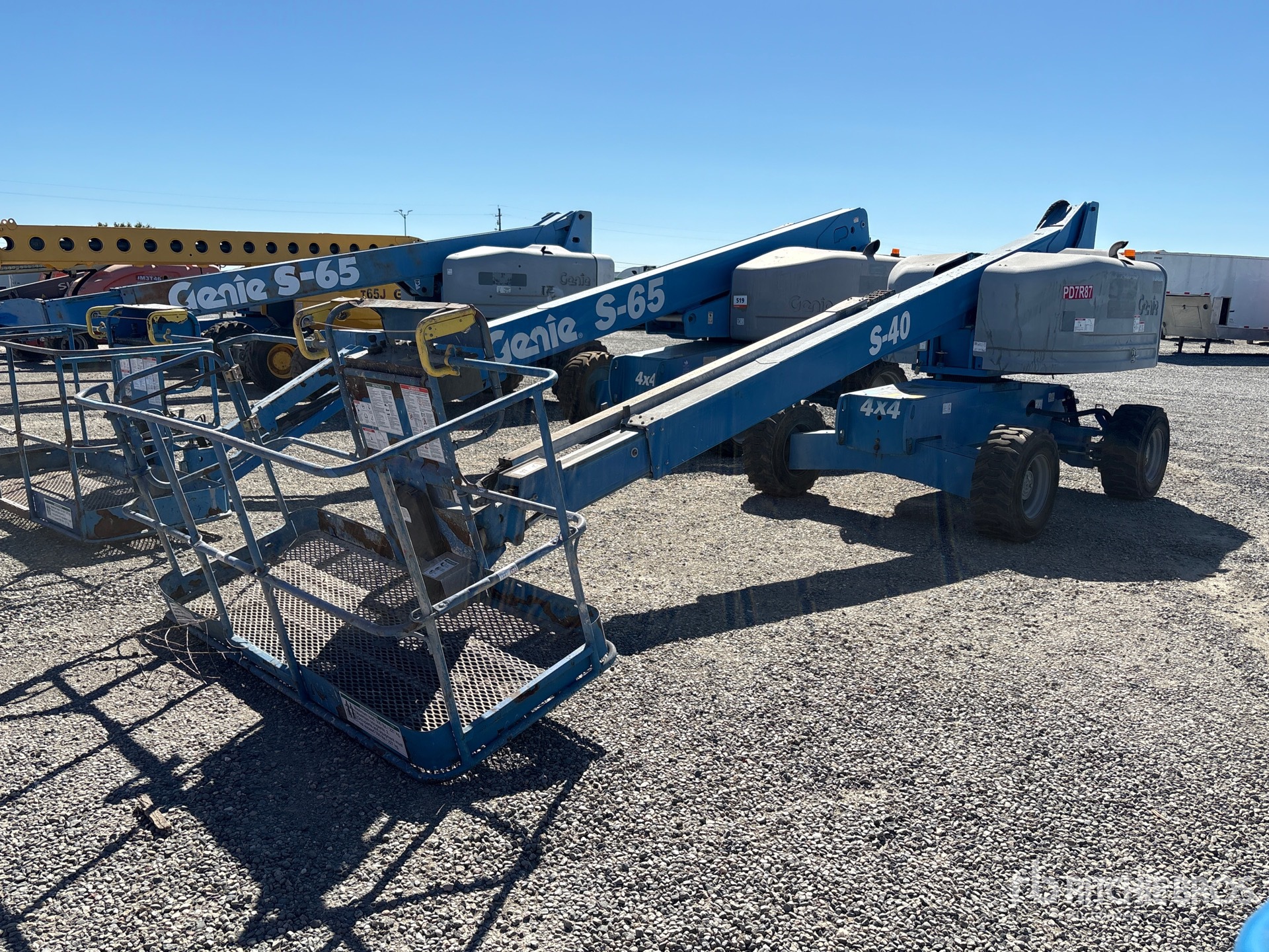2017 Genie S40 4WD Diesel Telescopic Boom Lift