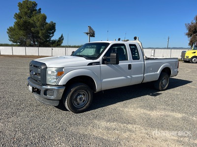 2014 Ford F-250 XL 4x4 Extended Cab Pickup