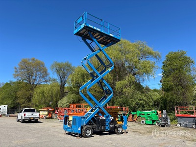 2017 Genie GS-3384 RT 4x4 Diesel Piattaforma aerea verticale