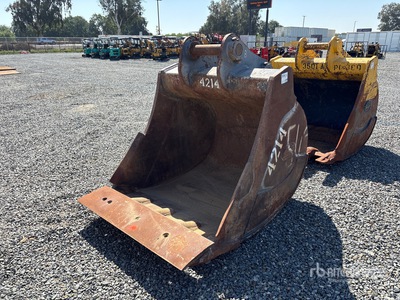 Strickland 51 in Cleanup دلو حفارة