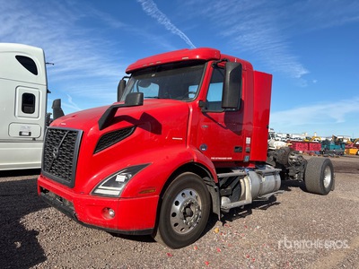 2022 Volvo VNR 6x2 T/A Day Cab Truck Tractor (Inoperable)