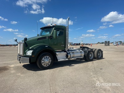 2019 Kenworth T880 6x4 T/A Sleeper Truck Tractor